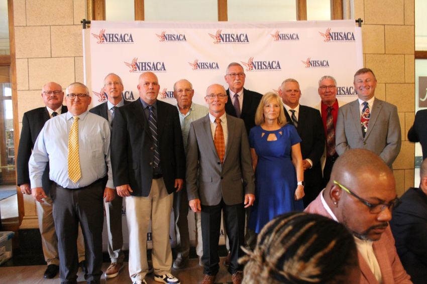 O'Gorman's Don Barnes South Dakota's NHSACA coach of the year 